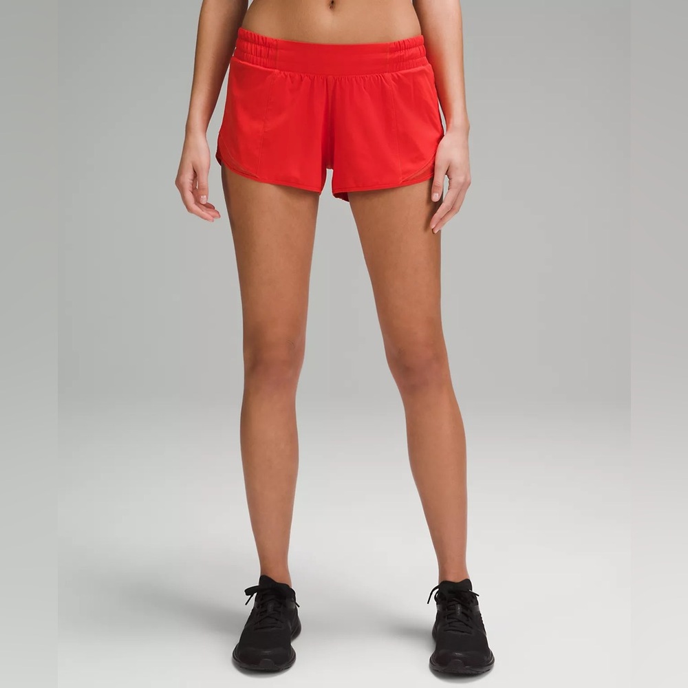 Lululemon - Hotty Hot Shorts - Red - 2.5 inch - low rise